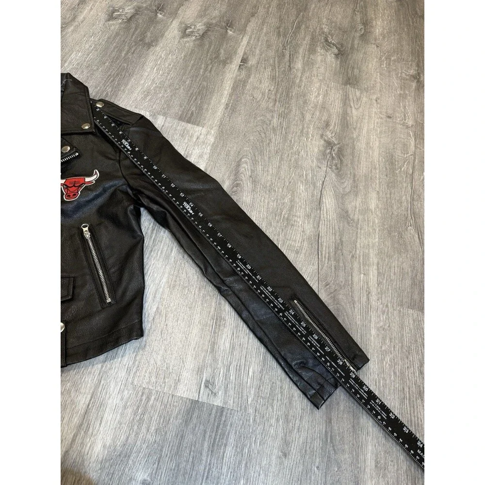 The Wild Collective NBA Chicago Bulls edgy Faux Leather Moto jacket NWT Med - Picture 10 of 14